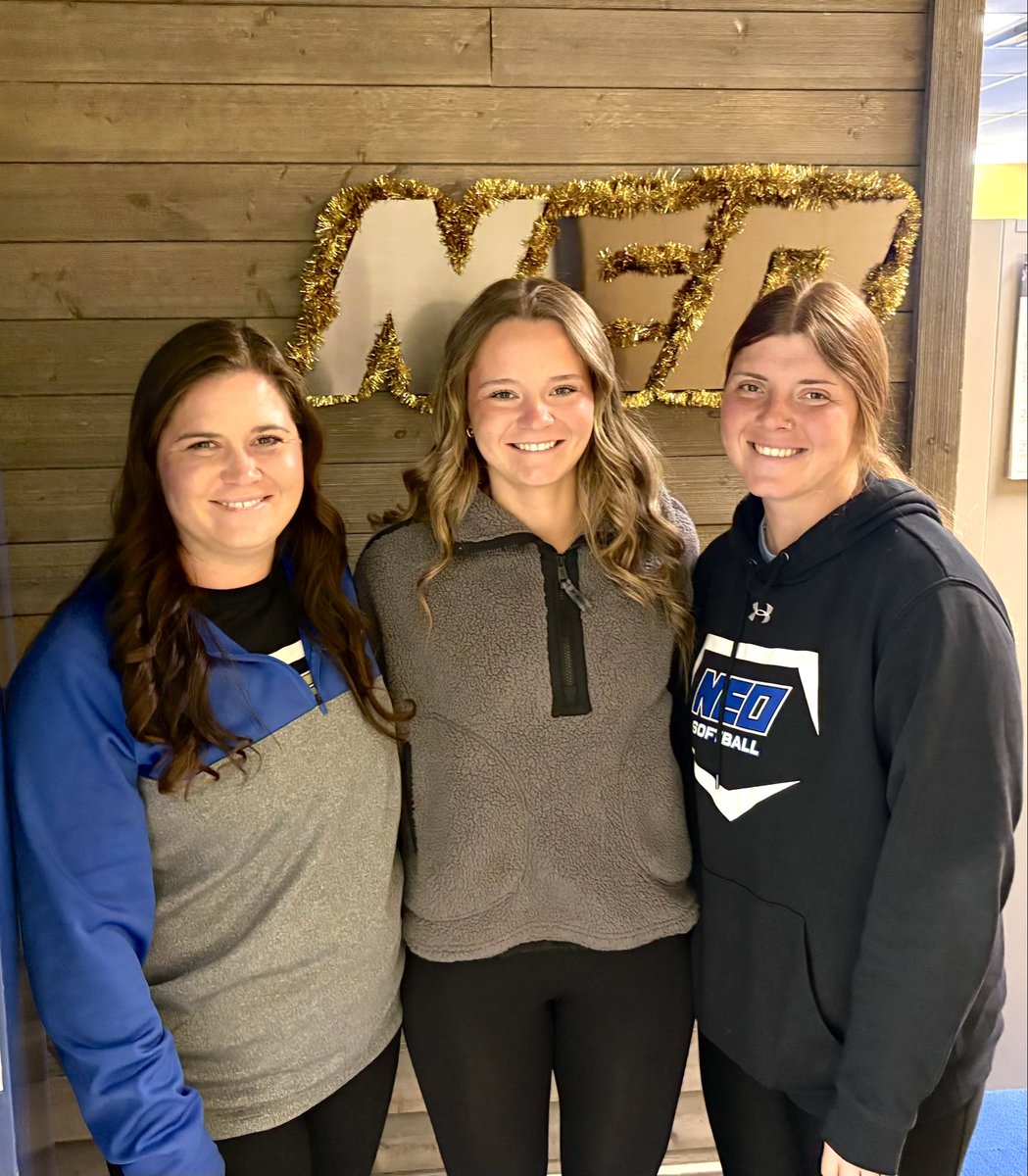 tulsaelite2728's tweet photo. Macee Flusche @flusche2027, 2027 SS/3B, on an official visit at @NEOSFTBLL today. Macee really enjoyed her visit with Coach Burnett @burnett_bailey and staff, had lots of good things to say about NEO Softball/the facilities, and received another really good offer! We love seeing all the hard work paying off! #BeElite #GoGoNEO