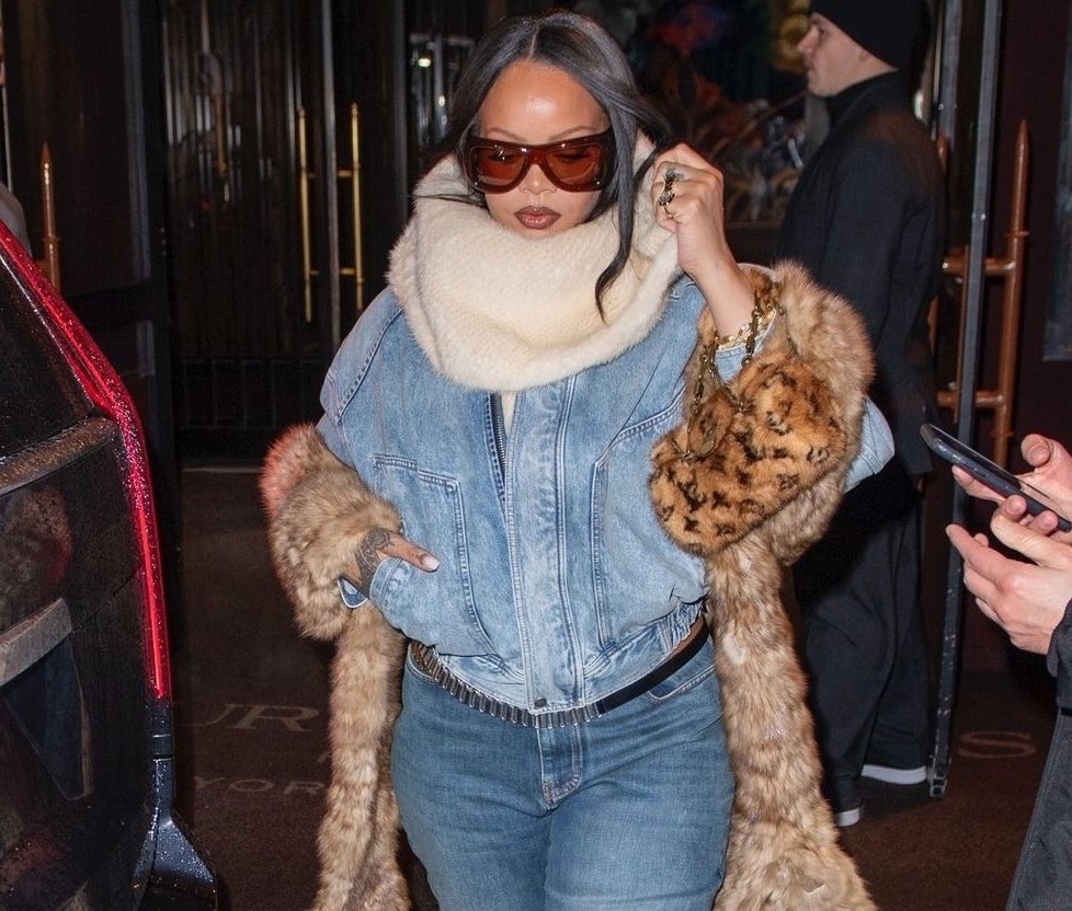 rihyoncé ☀️ tweet media