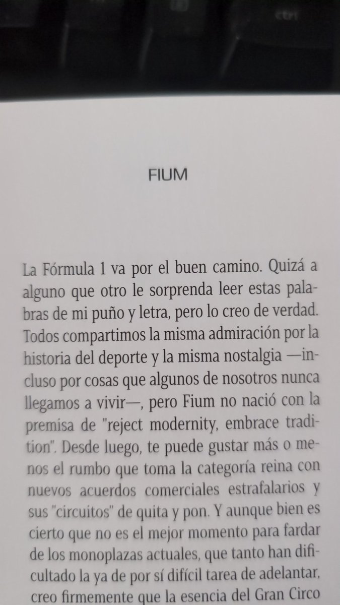 JJTxus's tweet photo. Recibir la 04 de @revistafium y lo primero que veo es, al @victorabadf1 del pasado escribiendo esto.. y a el mismo arrepintiéndose de sus palabras tras la carrera de Australia. https://t.co/VPWcyOfWqi