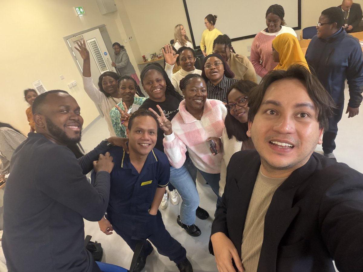 #StayAndThrive tweet media