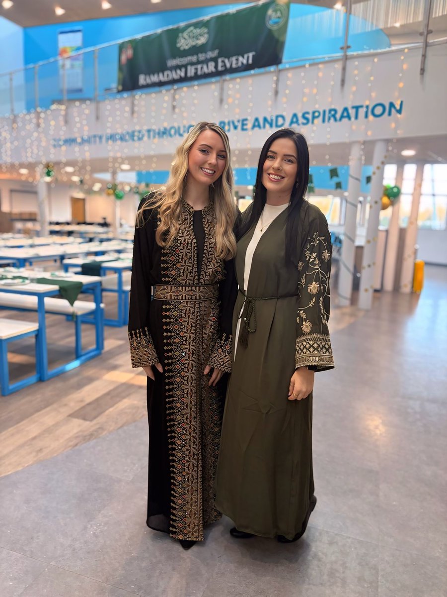 Miss M. Larsen tweet media