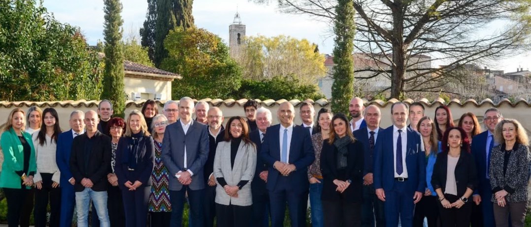 EricCastet06's tweet photo. Colloises, collois, Dimanche prochain, donnez-nous les moyens de continuer à œuvrer pour #LaColleSurLoup et ses habitants ! 
Votons #LaColleEnsemble ! https://t.co/RCaZ9Npa3Z