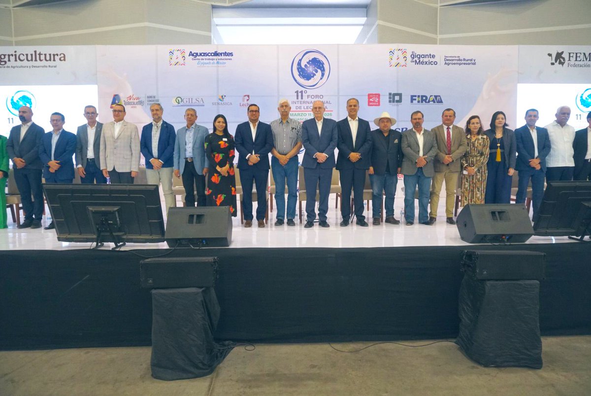 Julio Berdegué tweet media