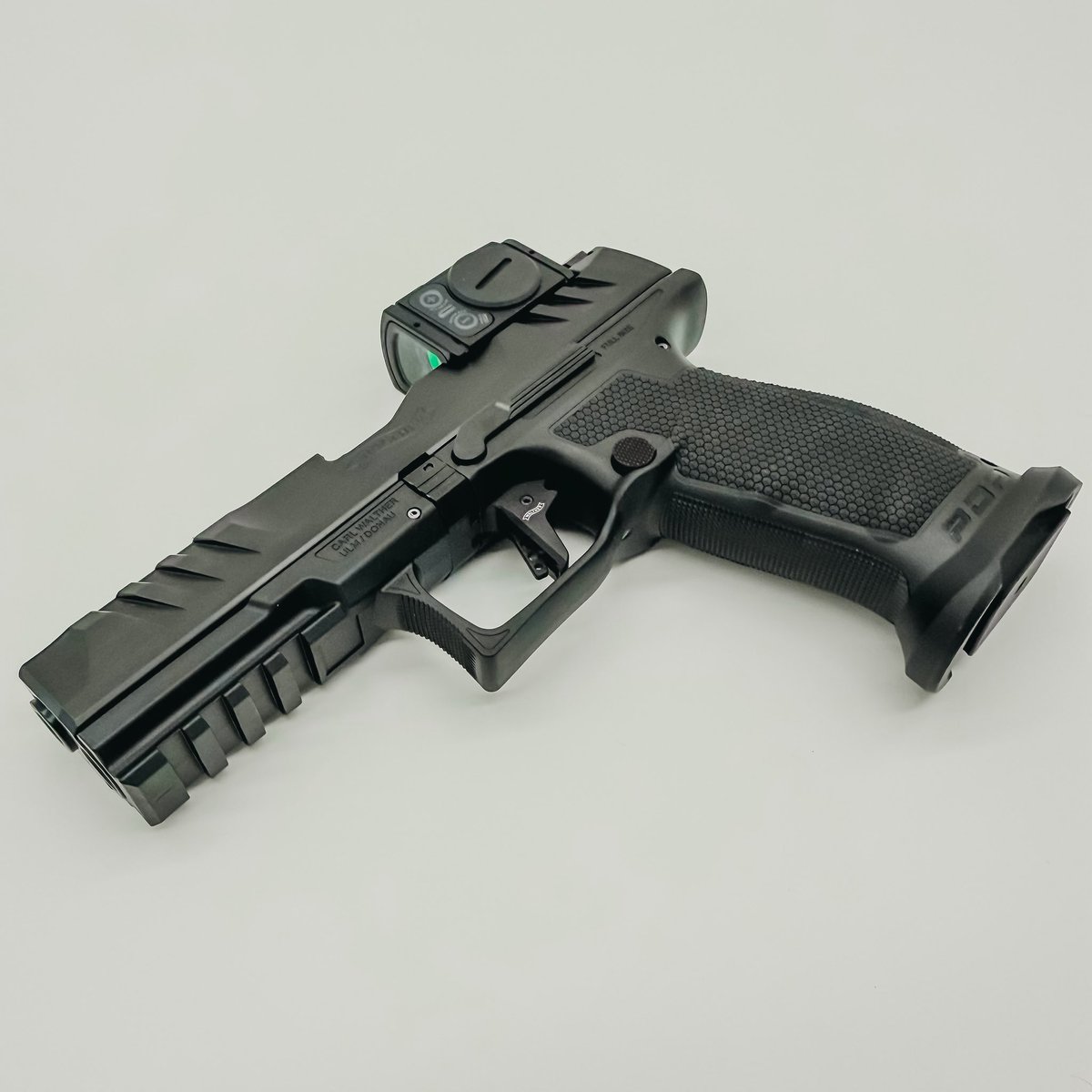 Taylor D. Rhodes tweet media