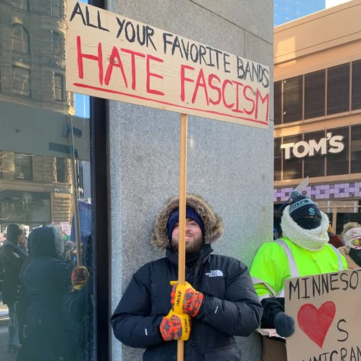 Greg Kot tweet media