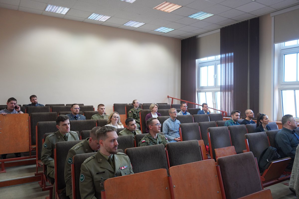 WYDZIAŁ CYBERNETYKI WAT tweet media