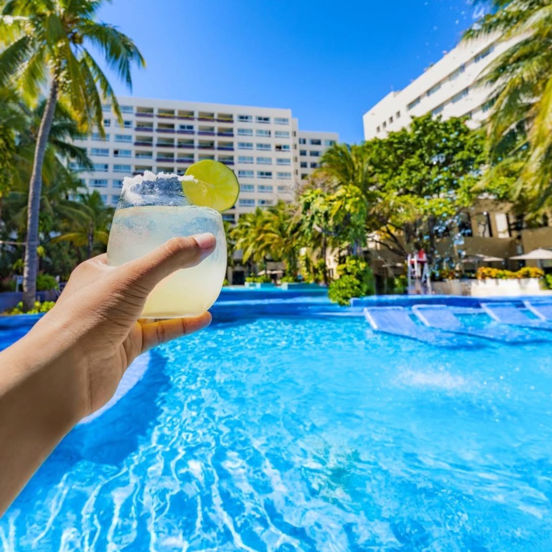 Oasis Hotels tweet media