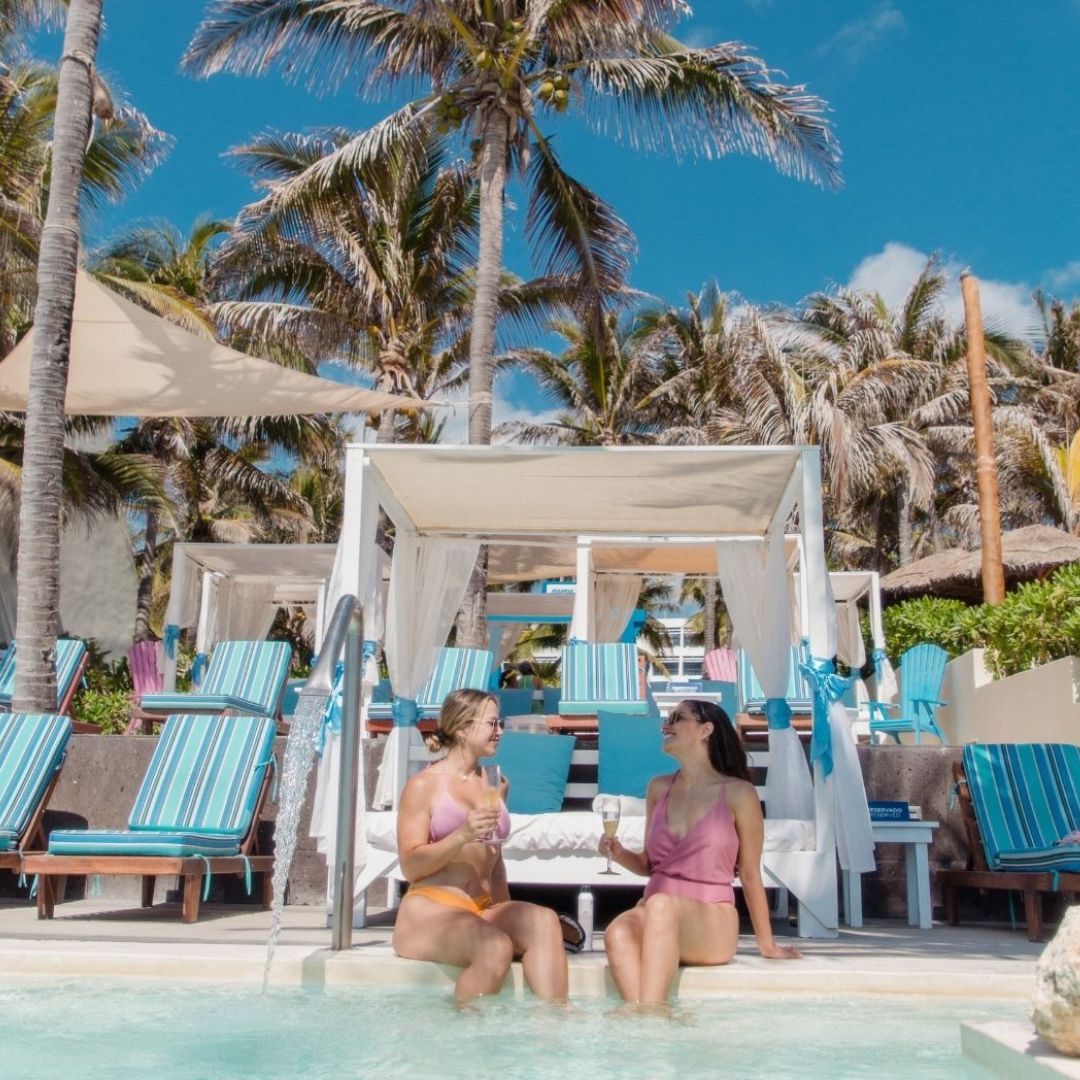 Oasis Hotels tweet media