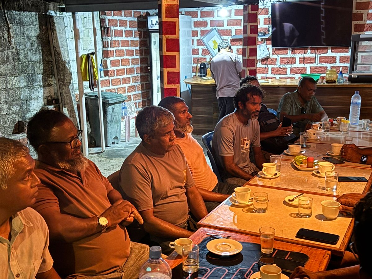 ކުރިއަށް އޮތް ލޯކަލް ކައުންސިލް ތަކުގެ އިންތިޚާބާއި އ.ތ.މ އަށް ވާދަކުރައްވާ ކ.ގާފަރު އެމްޑީޕީގެ ކެންޑިޑޭޓުންނާއި ކެންޕެއިން ޓީމްތަކާއި އެމްޑީޕީގެ ކުރީގެ ޗެއަރޕާސަން <a href="/faya_i/">Fayyaz Ismail</a> އާއި އެމްޑީޕީގެ ލީޑަރޝިޕް ގެ ބޭފުޅުން ކެންޕެއިން އާއި ގުޅޭގޮތުން ބައްދަލު ކުރެެއްވުން. 

#HeyvallaThayyaru
