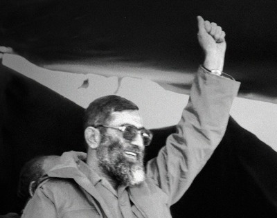 hashemy_ir's tweet photo. مشت‌هایتان را گره کنید،
این آخرین پیام شهید سید علی خامنه‌ای است https://t.co/gse8P68kWf