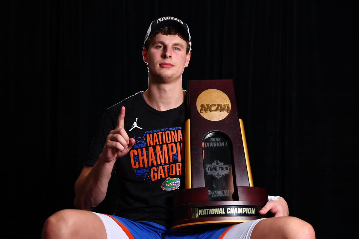 Gator Waves tweet media