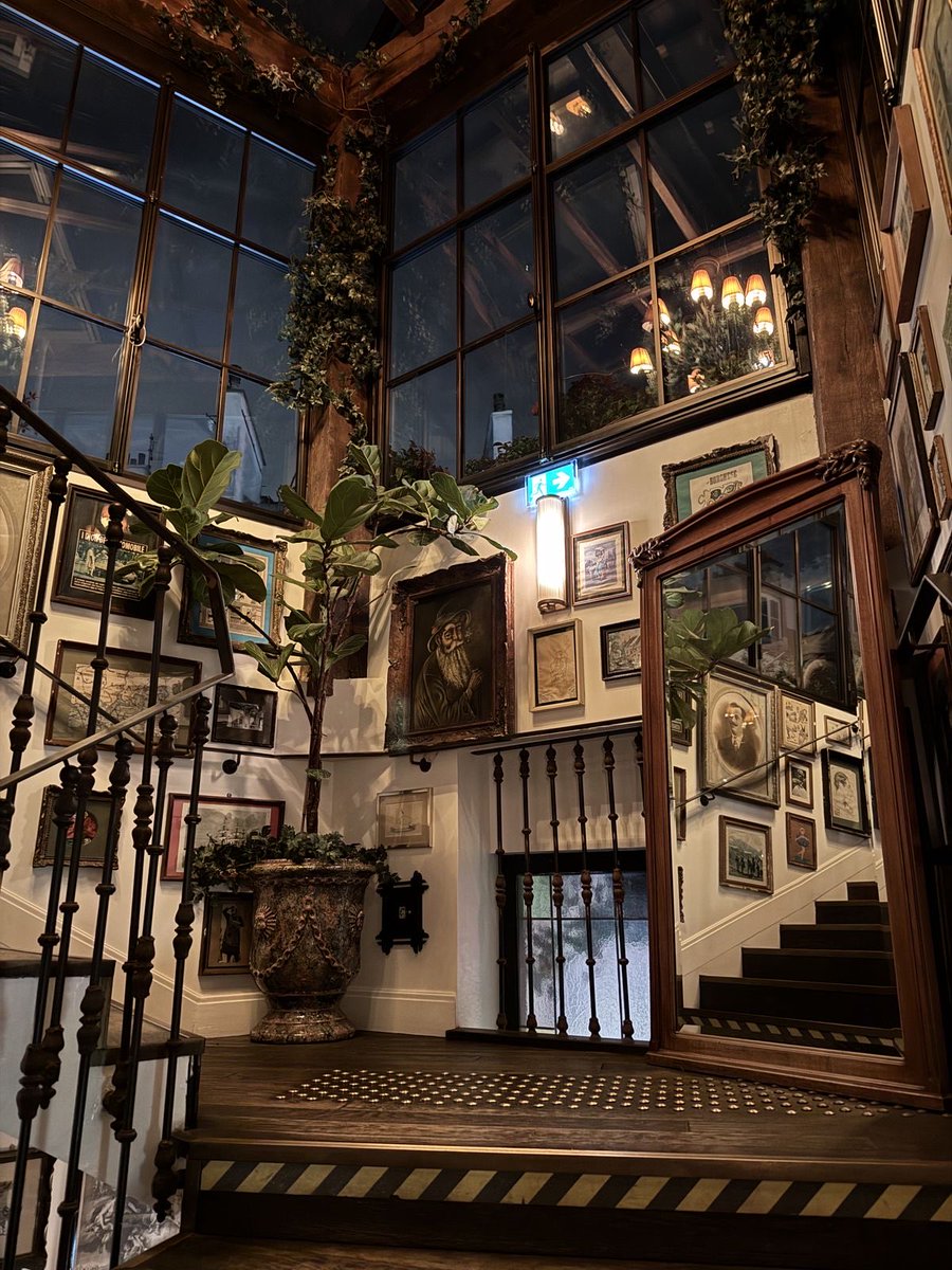 Lily ✮⋆˙ tweet media