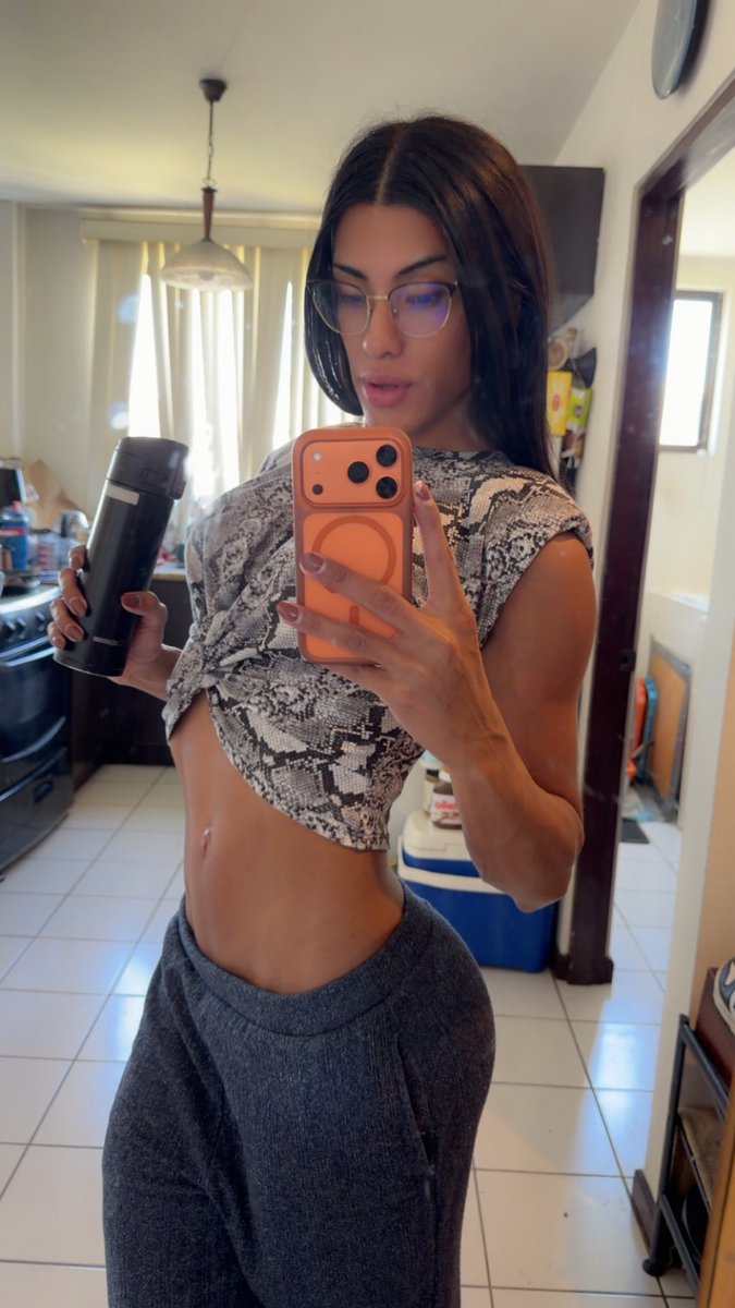 kimnat14 tweet media