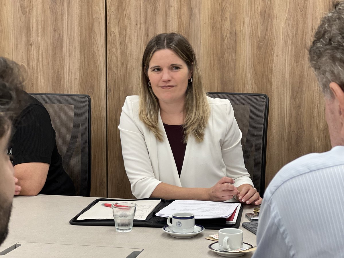 Caren Tepp tweet media