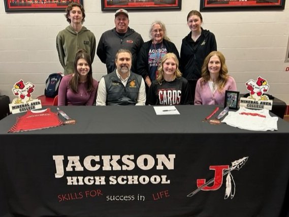 MAC CC/Track tweet media