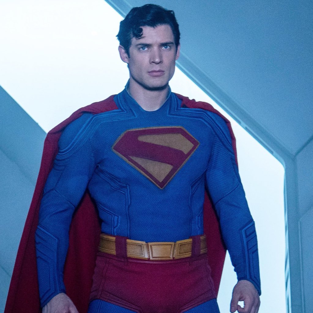 DC Motherbox tweet media