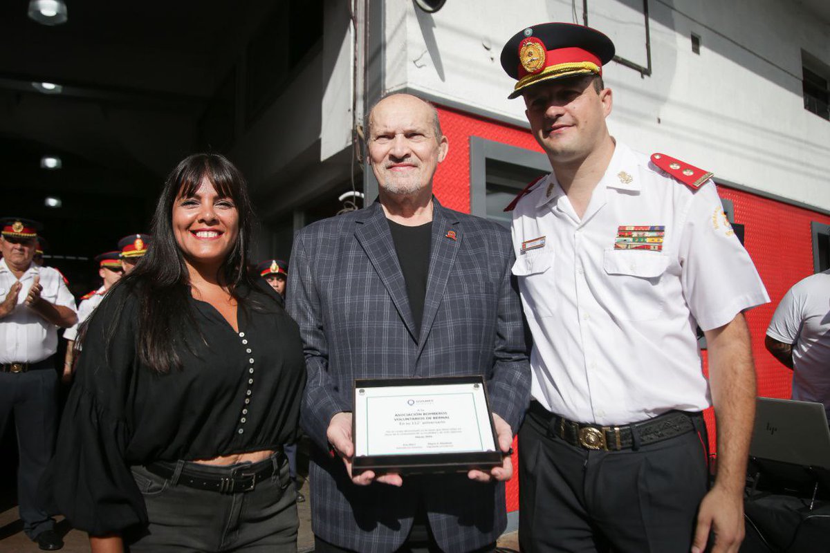 Eva Mieri tweet media