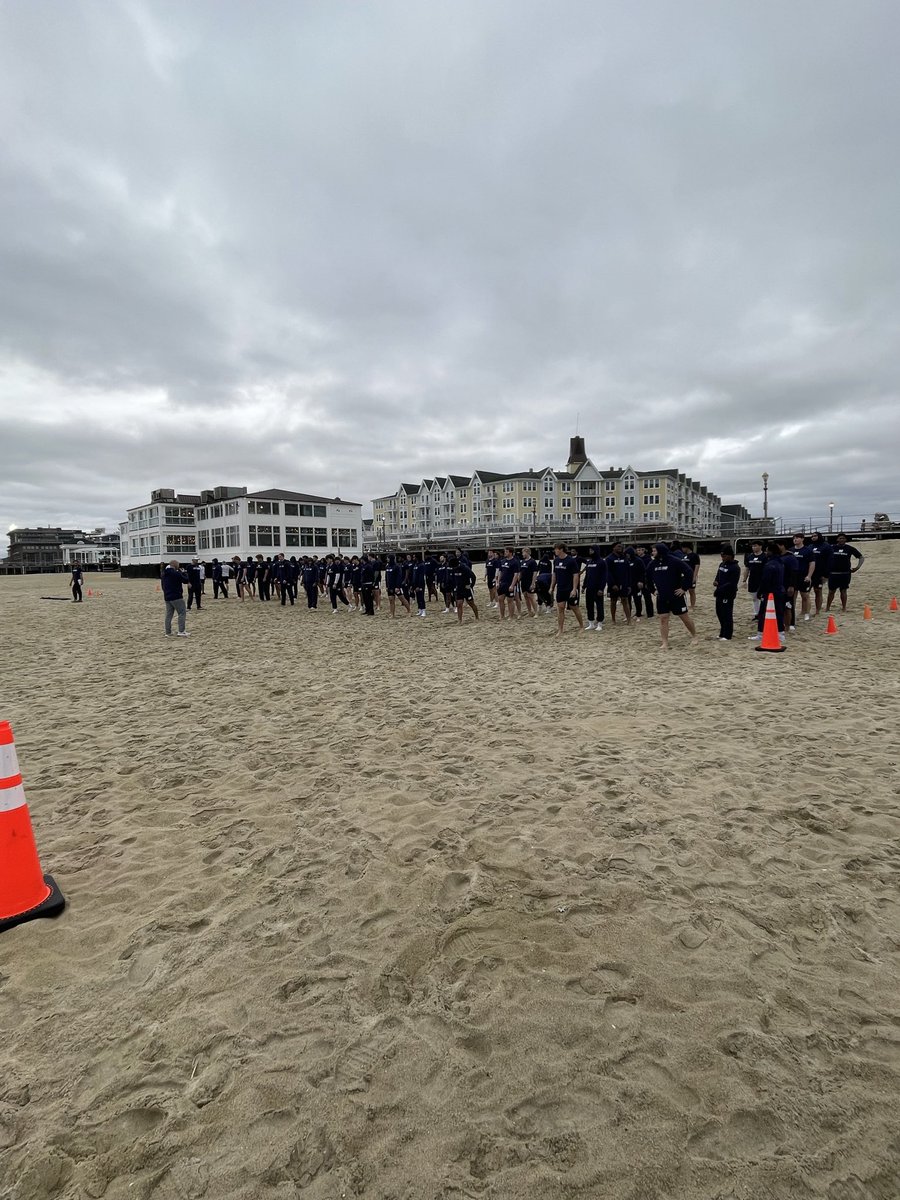 Coach Robertson tweet media