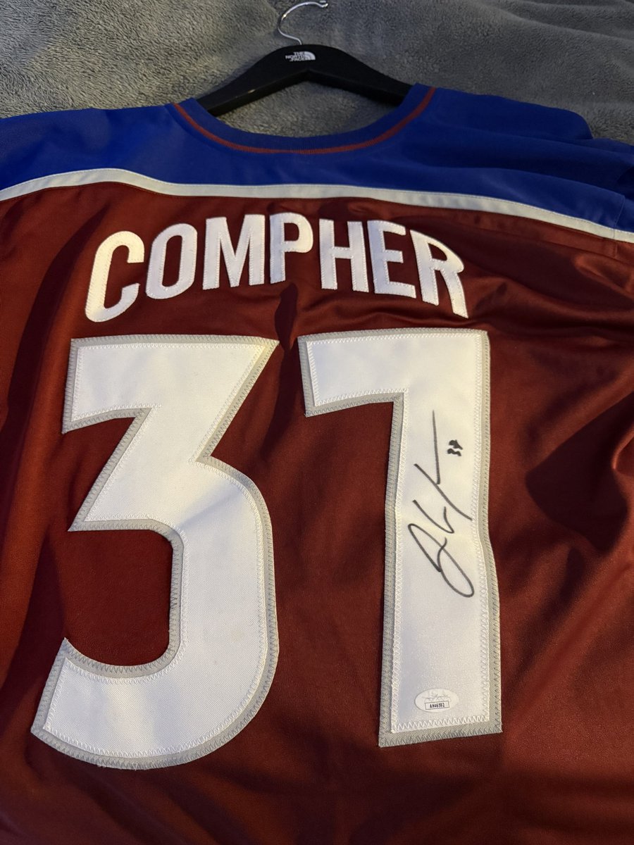 jt compher ⚡️ tweet media