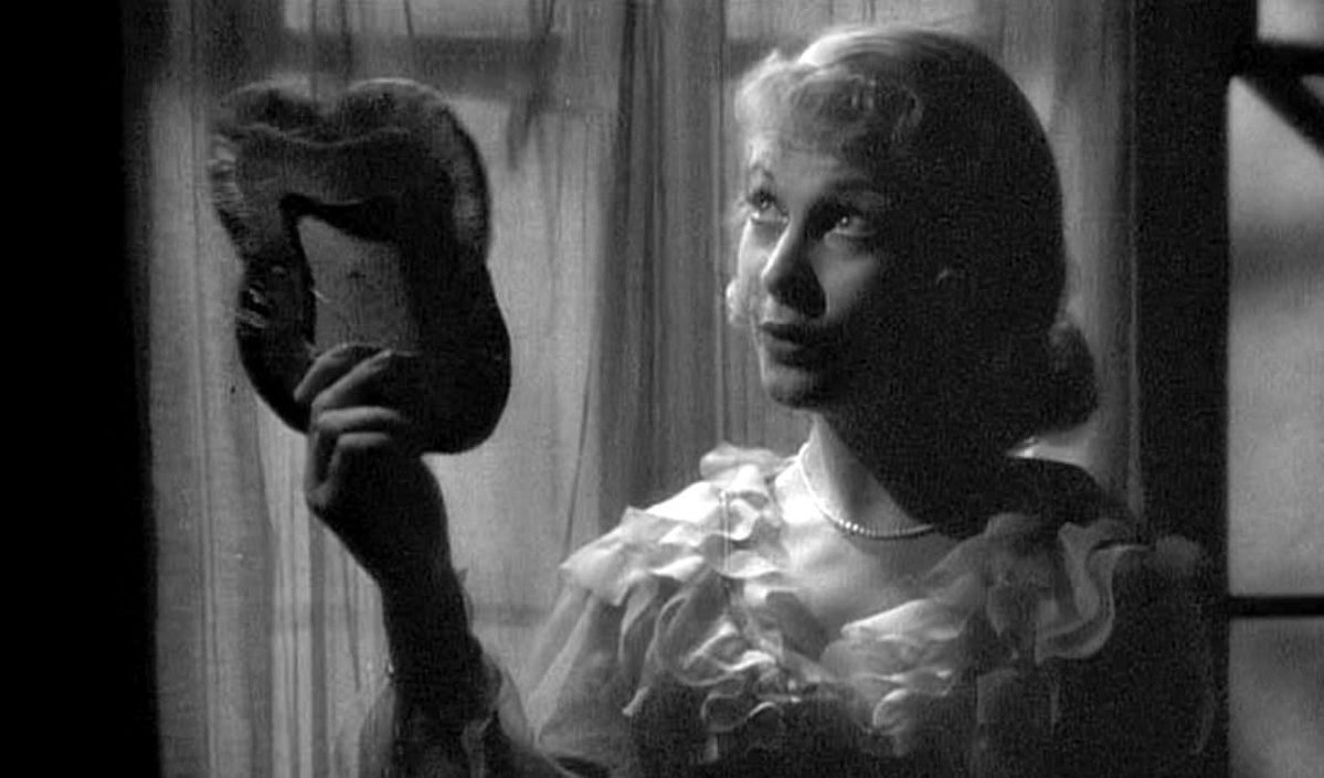 Ahead of the Curve tweet media