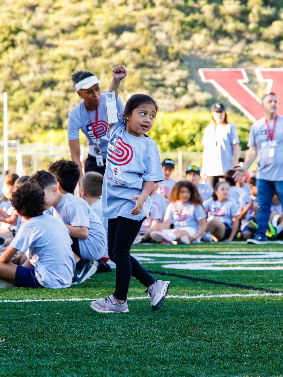 Village Christian School tweet media