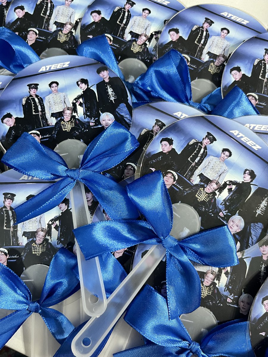 chaaarrriiittty's tweet photo. 𝗔𝗧𝗘𝗘𝗭 𝗜𝗻 𝗬𝗼𝘂𝗿 𝗙𝗮𝗻𝘁𝗮𝘀𝘆 𝗠𝗔𝗡𝗜𝗟𝗔 ✨
 ⋆˙⟡ fansupport by: @chaaarrriiittty 

2/4 Uchiwa Fan [Andrenaline ver] 💙
+ random pc

• likes &amp; rts are appreciated 
• limited qty (1:1)
• time &amp; exact loc: tba

#ATEEZ #에이티즈 #InYourFantasy_MNL #ATEEZinManila https://t.co/22IpBuR1Wr
