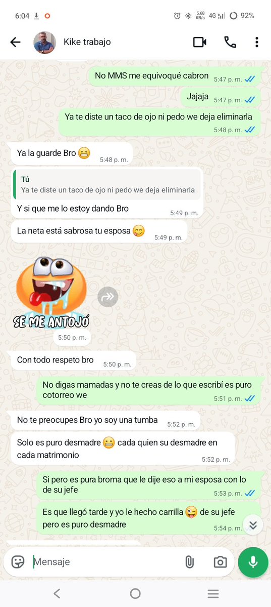 VickPetiteHot tweet media