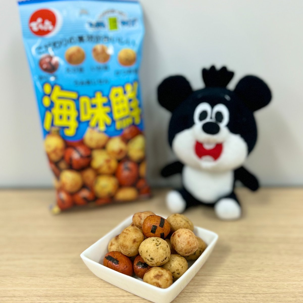 おは六🐻 音読みと訓読みって難しいですよね🥺 私は「注目の的」という
