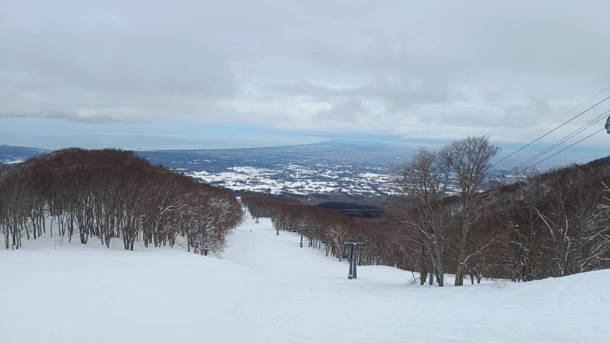 青森スプリング・スキーリゾート tweet media