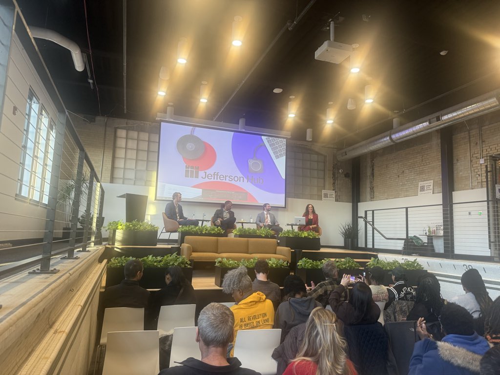 kaybuildseth's tweet photo. Very exciting panel discussion tonight on RWA at Bamboo Midtown 👀@standwithcrypto @DetBlockchain @detroit_bcc https://t.co/OEUJ4EhcdF