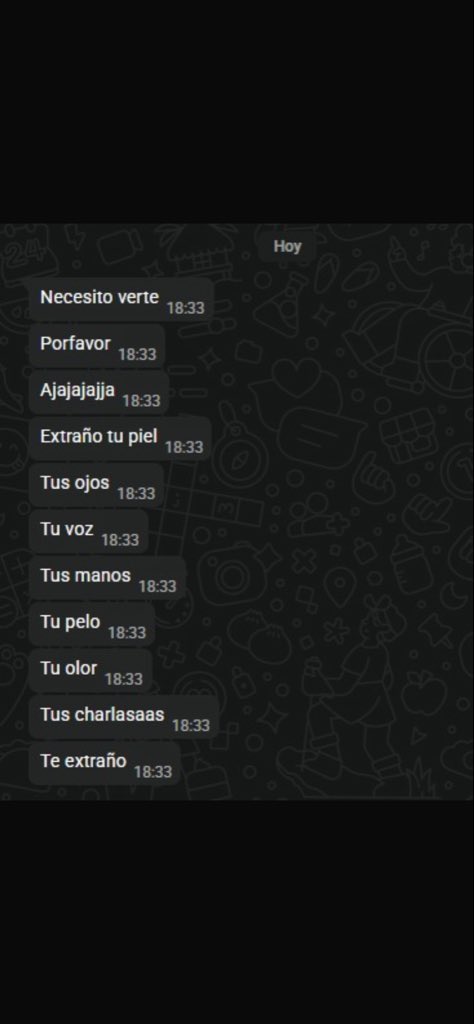 Leluu14's tweet photo. Mis amigas un día normal. https://t.co/Gfl262GKle