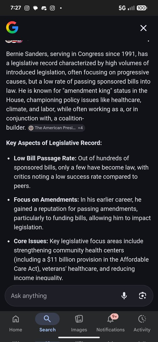 cmichaelbelle's tweet image. A side by side comparison of Sanders ' and Clyburn's shows that Clyburn has done tons while Bernie ain't done shit.