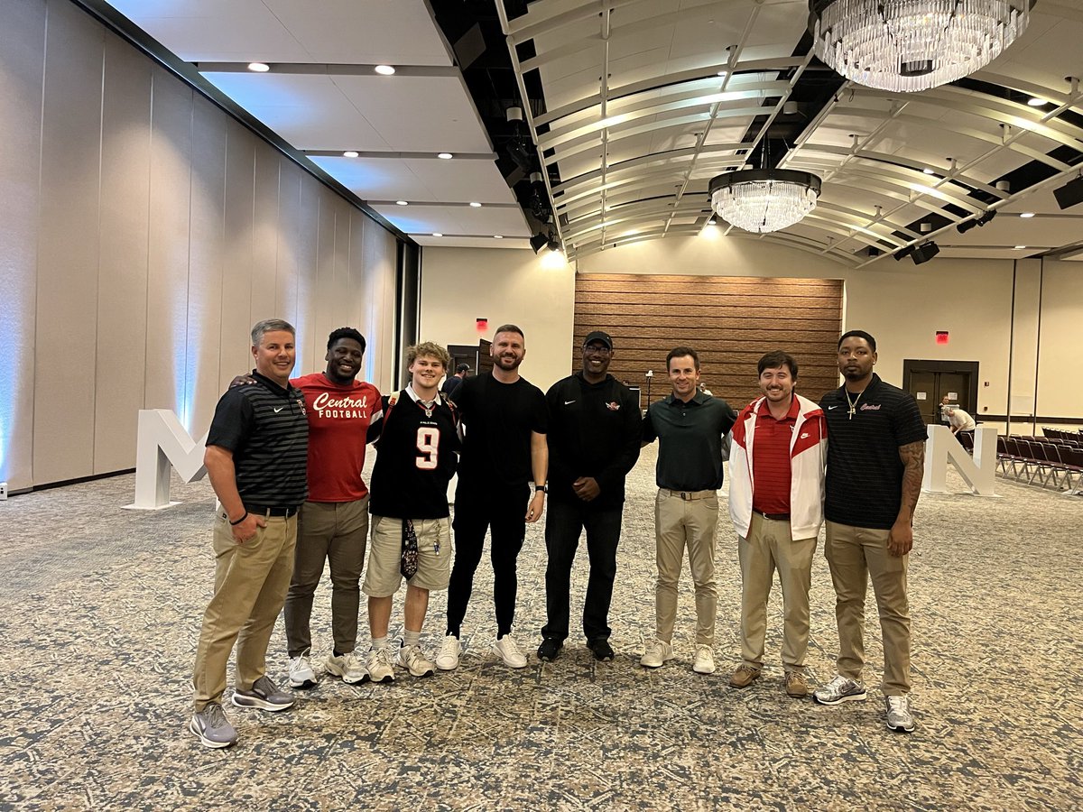 Red Devil Football tweet media