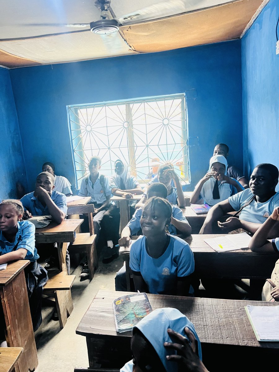 mindsettersinst's tweet photo. On Tuesday, Mind Setters Institute (MSI) held a seminar at JPeace Secondary School guiding students on life before and after WAEC &amp; JAMB, career choices, and self-reliance.
Empowering young minds for a better future. 🎓
#MindSettersInstitute #YouthEmpowerment https://t.co/Pl9VRlih1d