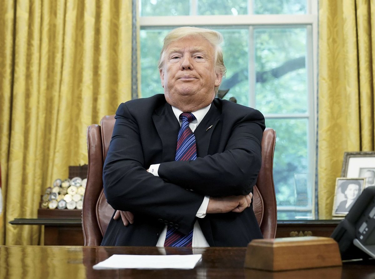 NotHoodlum's tweet photo. Senile Satan: “I’m not signing any more bills.”

Everyone: “No one cares, Grandpa.” https://t.co/0V8nNG6EBI
