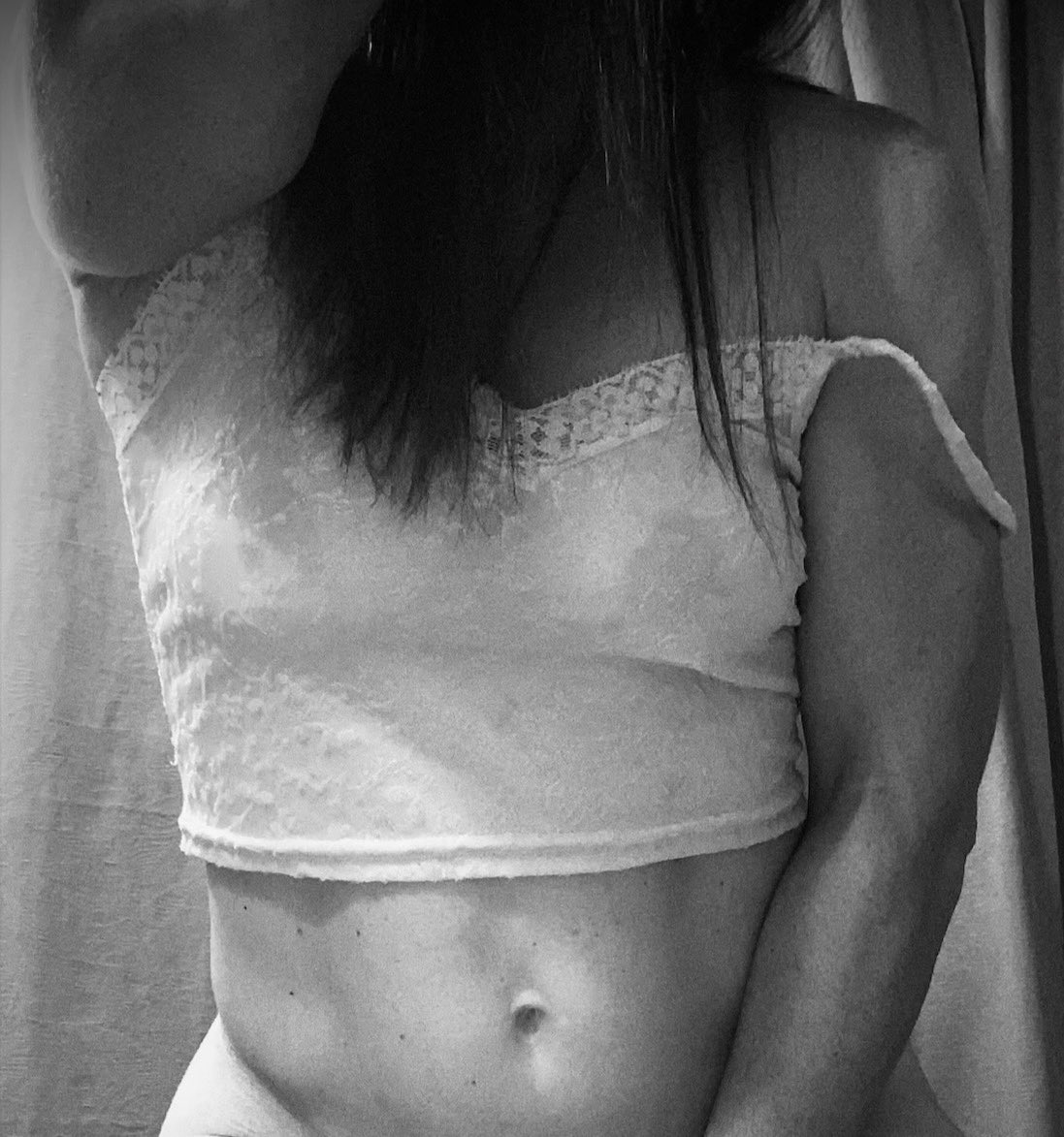 Anna864864's tweet photo. A donde va esa manito??!! 🔥😅 https://t.co/UvCBAqsIKr