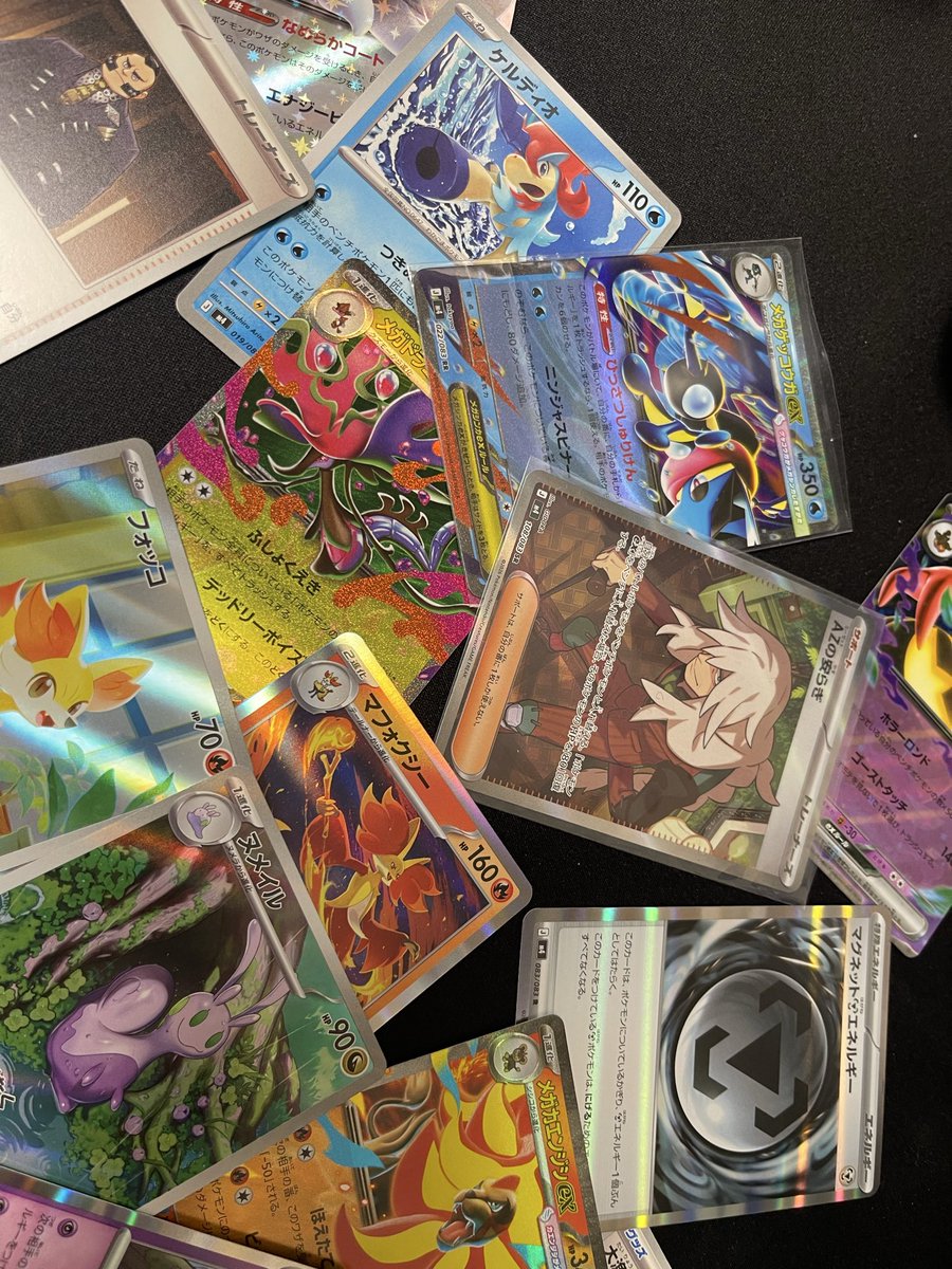 papipapi1414's tweet photo. 子供ら今日休みやから朝活付き合ってくれて18パック買えた٩( ᐛ )و
ゲッコウガ熱い💦
デッキ作る楽しみできるのがなにより嬉しい‼︎ https://t.co/PPCQtg9FrJ