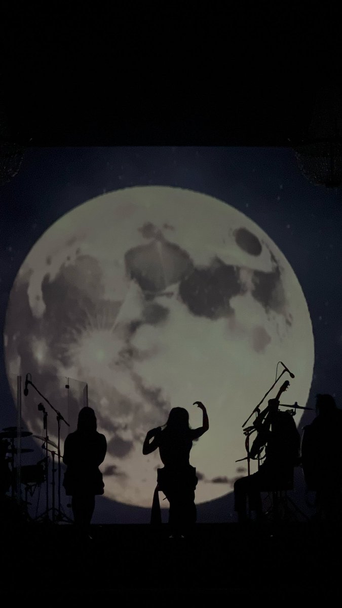 ℭ𝔞𝔭𝔯𝔦𝔠𝔬𝔯𝔫𝔦𝔞 ꫂ ၴႅၴ tweet media