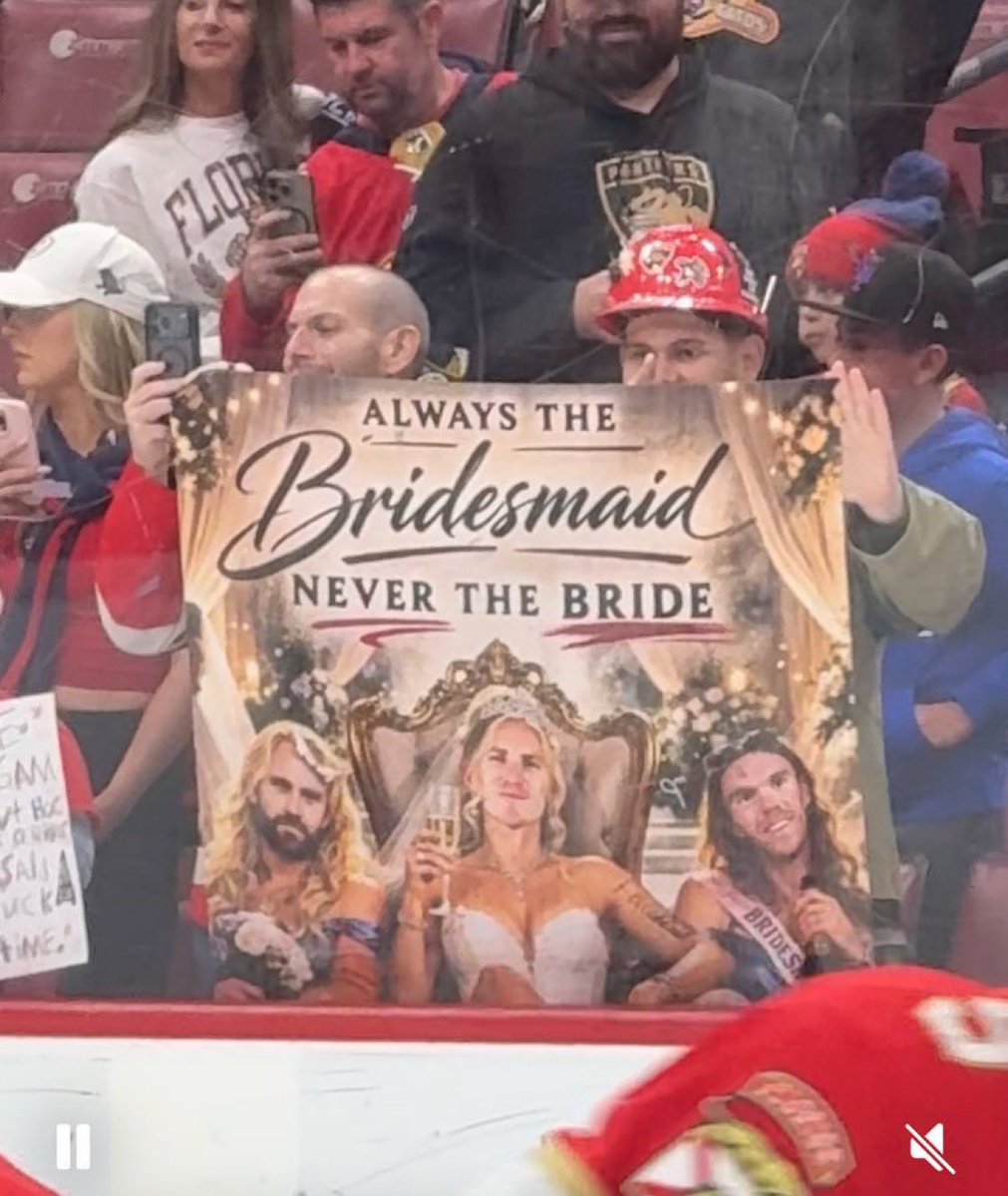 Panthers fans are savages 😂

📸: <a href="/KatieEngleson/">Katie Engleson</a>