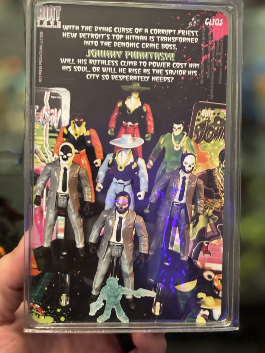 Patrick Thomas Parnell- Riot Press Comics & Toys! tweet media