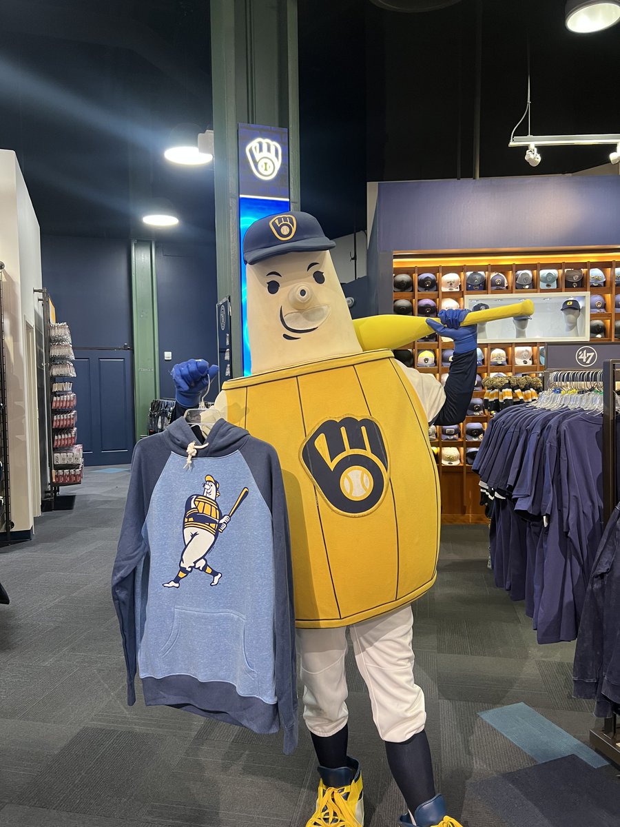 Brewers Team Store tweet media