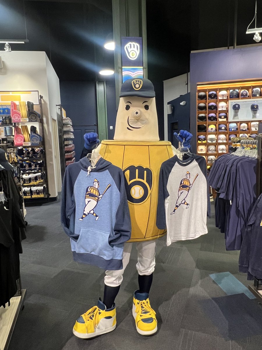 Brewers Team Store tweet media