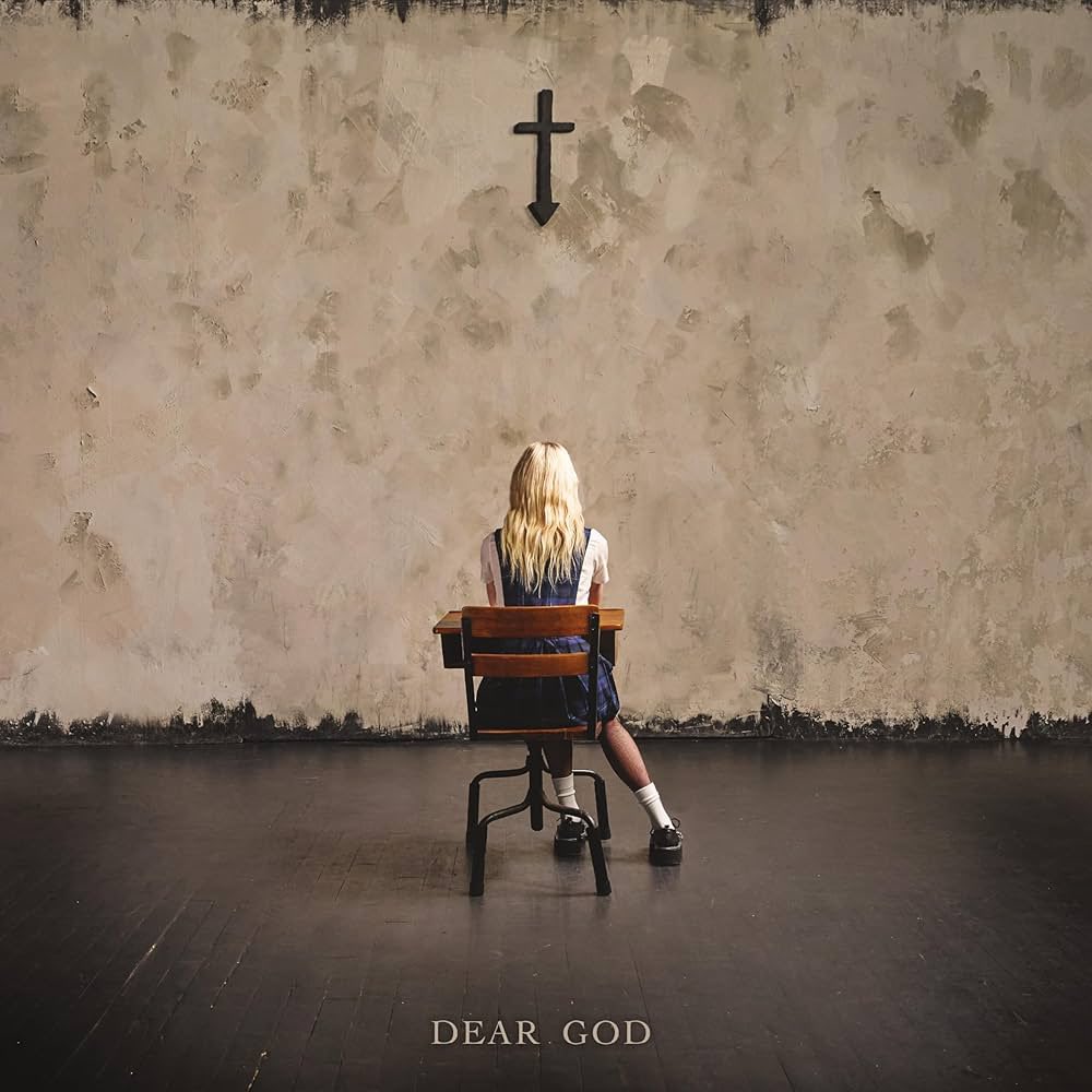TPR_Source's tweet photo. #DearGod 

THE FRONT                              THE BACK https://t.co/78ZskBpCoG