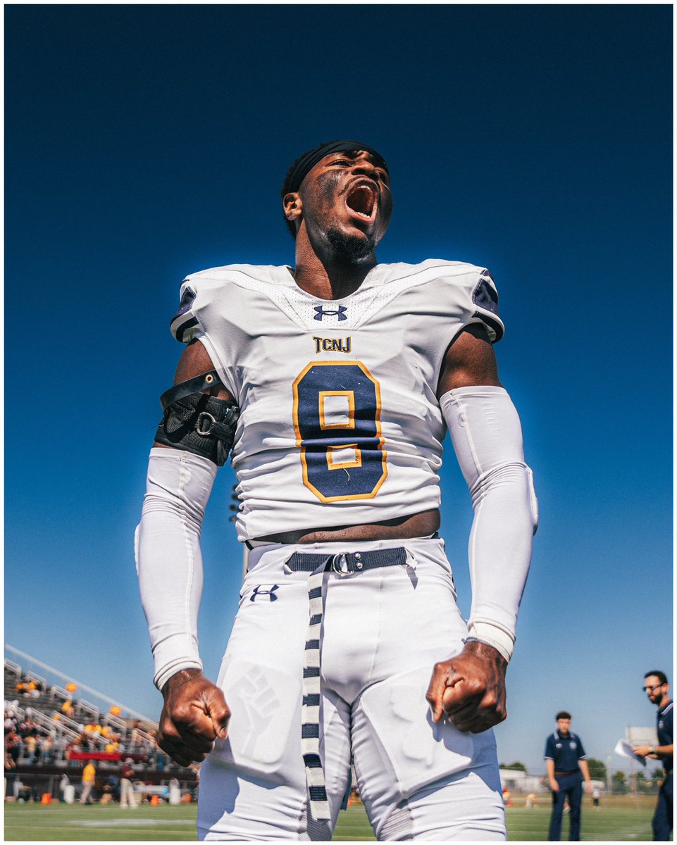 TCNJ Football tweet media