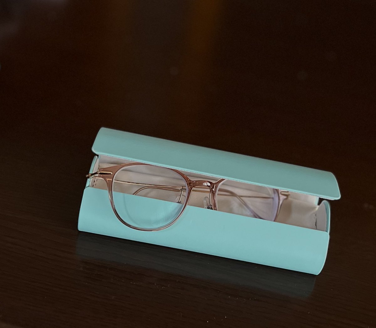 抹茶色のこびん tweet media