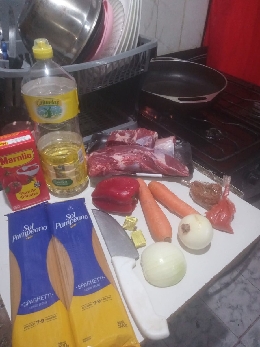 nicanorjuarez28's tweet image. #Hoy unos #buenos #fideos con #Tuco 🤤🤤🤤

instagram.com/nicolasjuarezo…