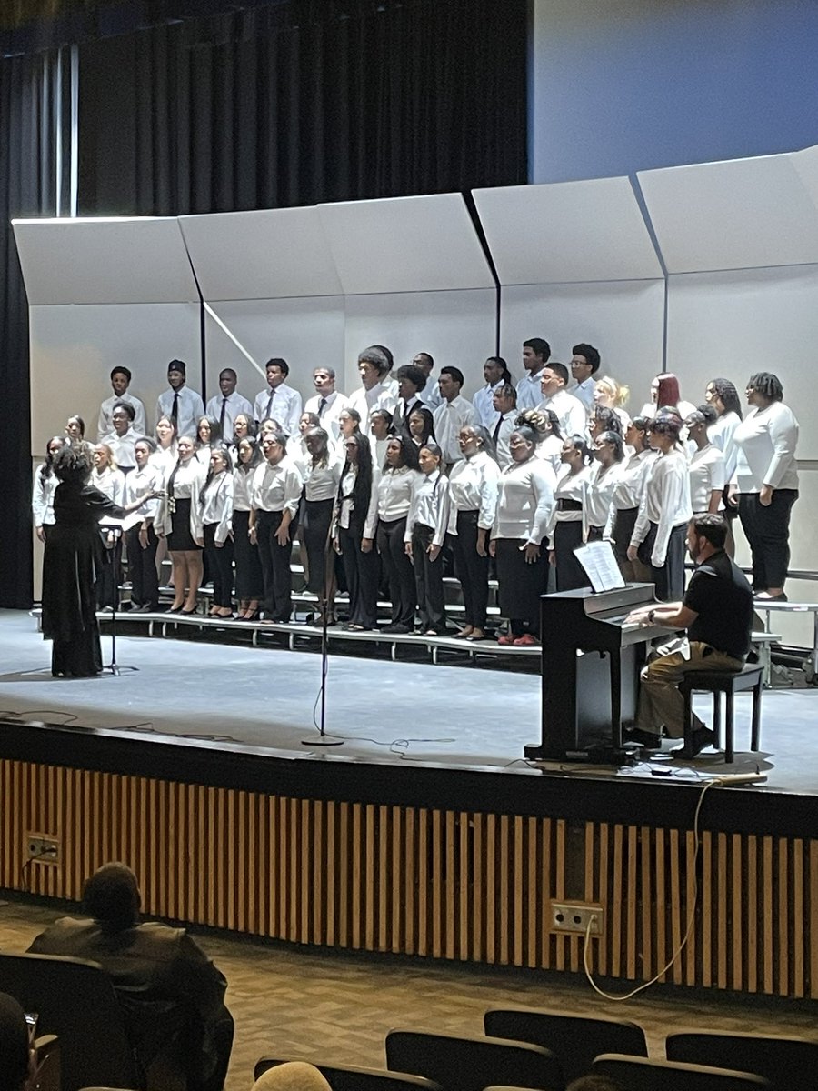 HCActivities tweet media