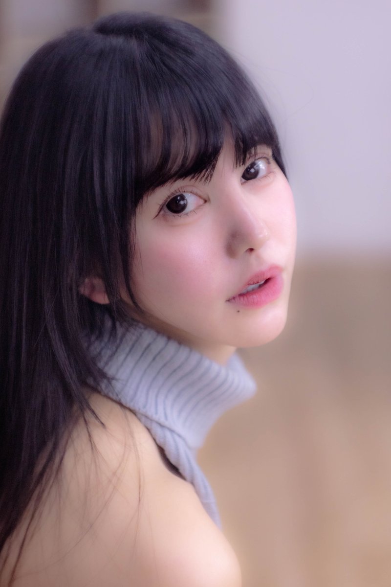 brightface_k's tweet photo. #猫宮かおる
Ross XPRES F1.9 75mm(1930)
#XPRES
昭和五年頃ハリウッドで映画撮影に使われたレンズです。F1.9開放では少しソフトで肌を滑らかに写します。 https://t.co/I9jvJ4lPwK