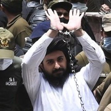 جسٹس جواد ظفر صاحب آف لاہور ہائی کورٹ، آپ کا منصب انصاف کی فراہمی کا تقاضہ کرتا ہے، آپ پر فرض ہے کہ آپ ریاستی اداروں کو مجبور کریں کہ #سعدرضوی_کوسامنےلاؤ