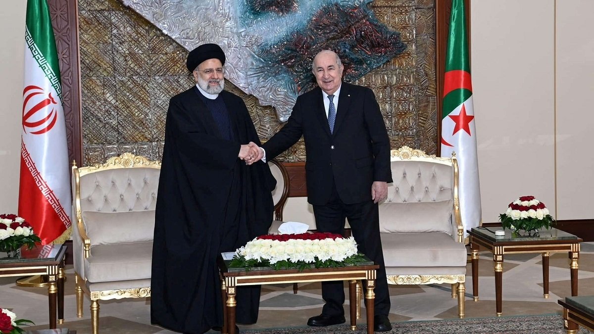 SamBen90802416's tweet photo. Algerian regime openly aligns with Iran’s axis.
📌 While Russian warships Severomorsk and Kama dock in the Port of Algiers, the regime continues to deepen its alliance with Tehran.
@USEmbAlgiers
@POTUS @marcorubio @PeteHegseth @FBIDirectorKash https://t.co/Sn8qzICpfT